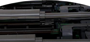 Tuberías metálicas de gran tamaño en una instalación industrial con estructura de soporte verde