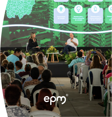 Evento de rendición pública de cuentas de EPM con panelista acompañada del gerente general de EPM John Maya Salazar, en escenario frente a la audiencia y el mensaje  de "Rendición pública de cuentas gestión 2025".