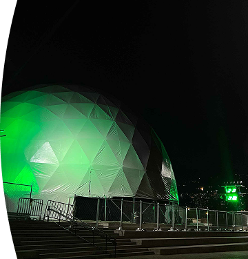 Fotografía del domo experiencia inmersiva del alumbrado 2025 EPM