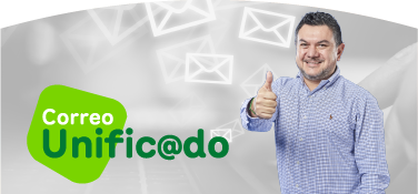 Colaborador haciendo señal de aprobación junto al logo de Correo Unificado sobre un fondo con sobres de correo