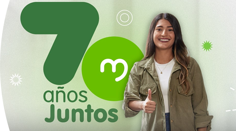 Mujer joven sonríe y levanta el pulgar junto al logo de EPM con el mensaje “70 años juntos”