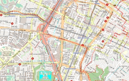 Mapa del centro de Medellín con las redes de acueducto y alcantarillado
