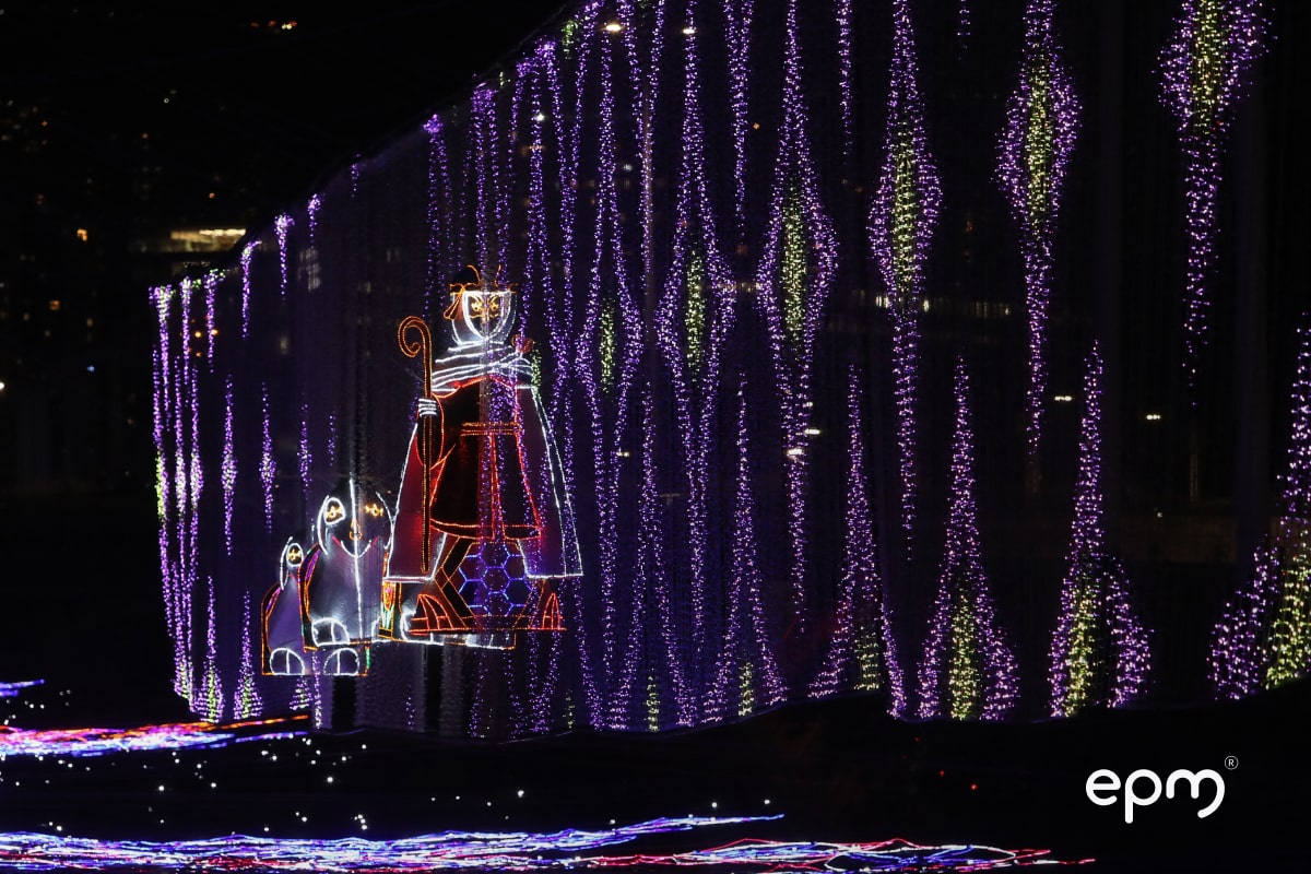 Alumbrados navideños de la estación número tres