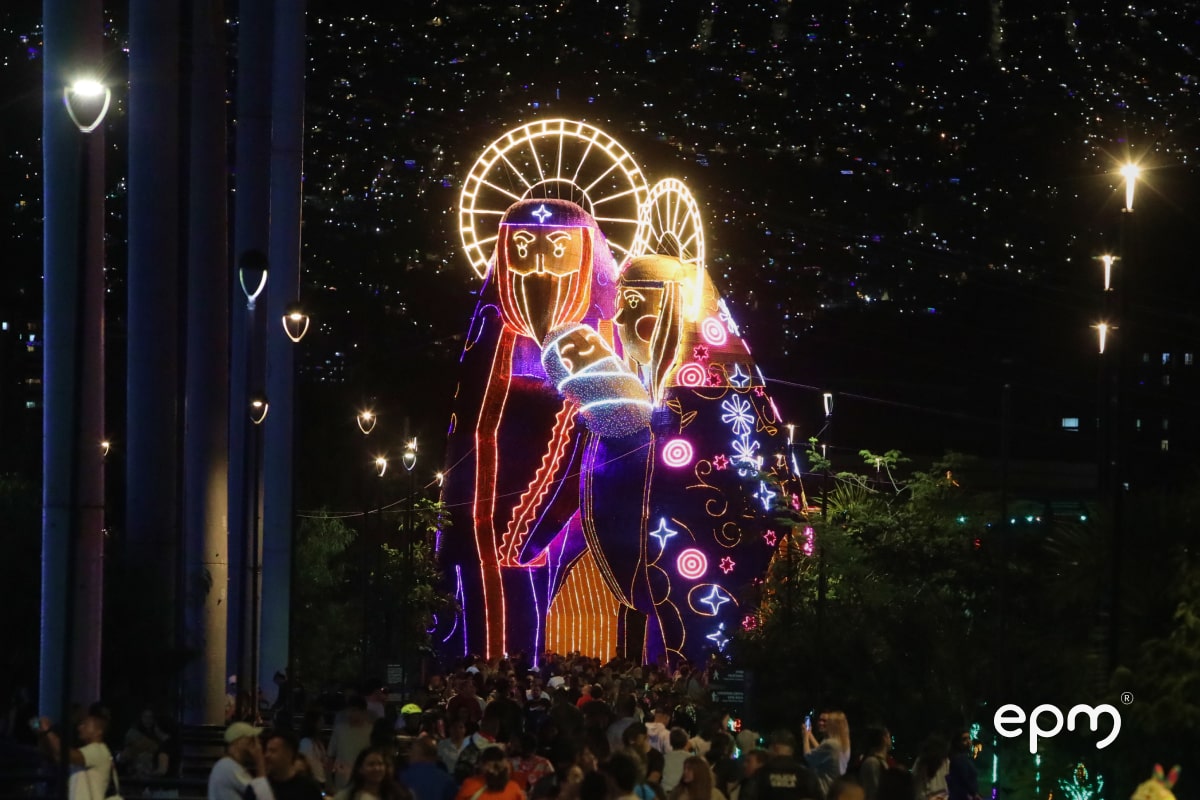 Alumbrados navideños de la estación número cuatro