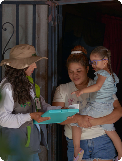 Educación a Clientes y Comunidad