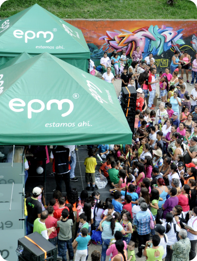 Educación a Clientes y Comunidad