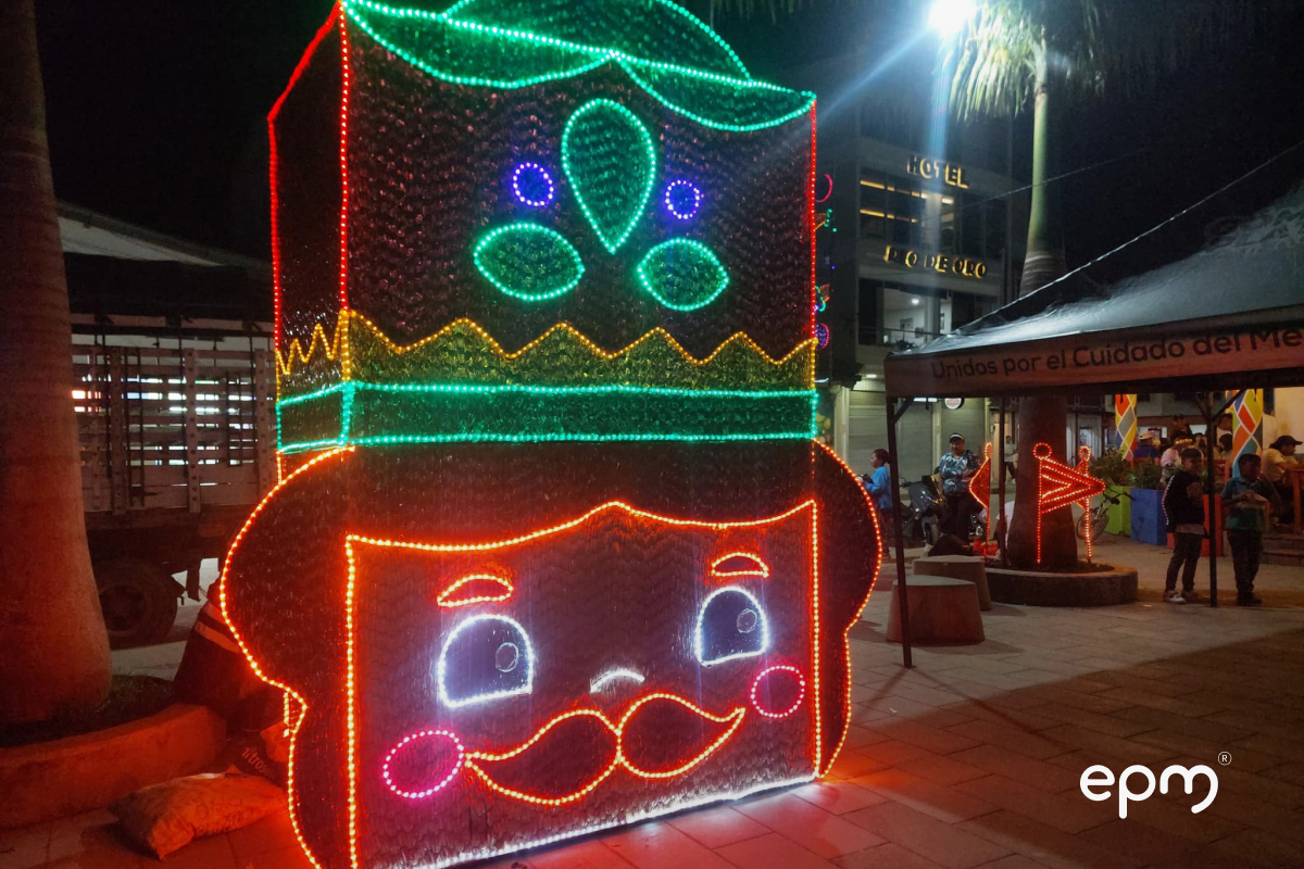 Fotografías de alumbrados navideños del municipio de Gomez plata