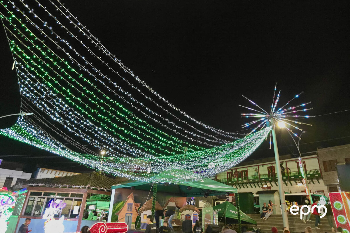 Fotografías de alumbrados navideños del municipio de Guadalupe