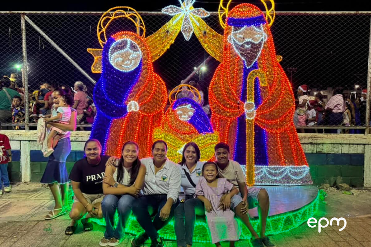 Fotografías de alumbrados navideños del municipio de Nechí