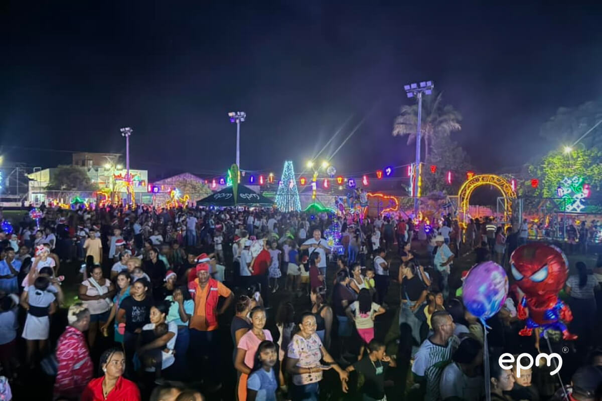 Fotografías de alumbrados navideños del municipio de Nechí