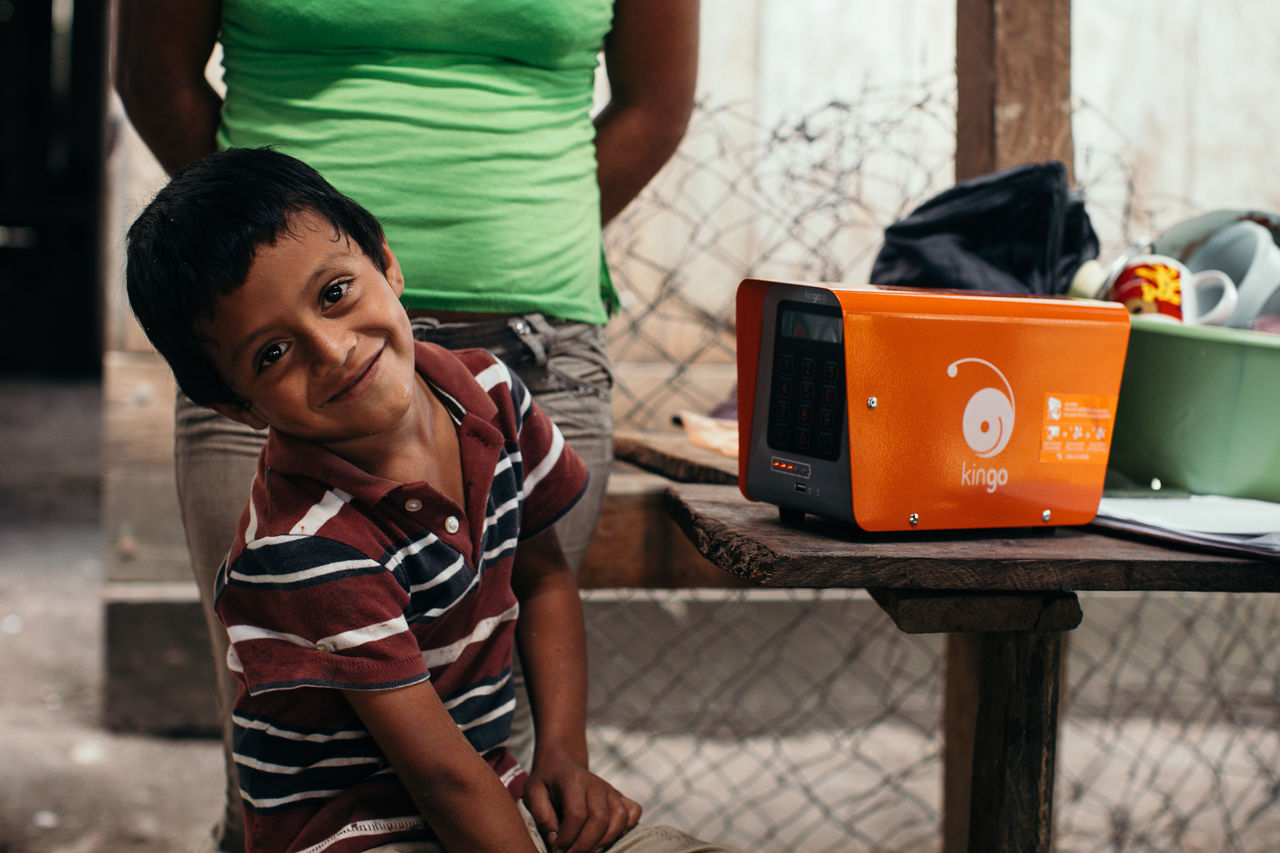 Niño sonriendo