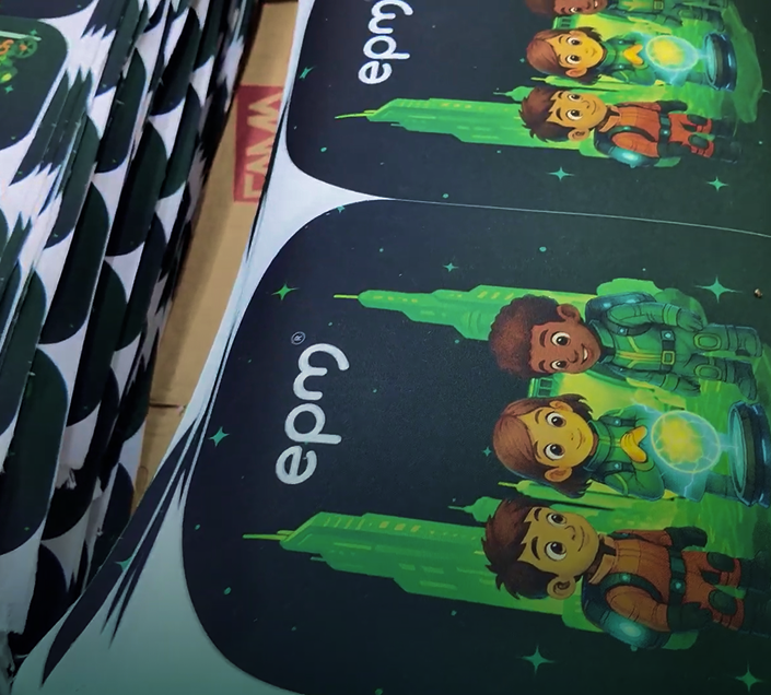 Plantillas de las ilustraciones para las maletas en los kits escolares 2026