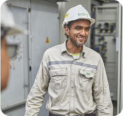 Empleado EPM sonriendo