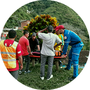 Proceso 2, Reducción. Brigadistas de la cruz roja realizando un simulacro