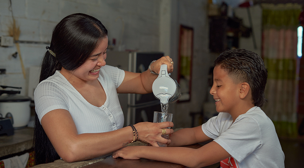 Vista general de la planta de potabilización Manantiales, rodeada de montañas, durante las obras de modernización.