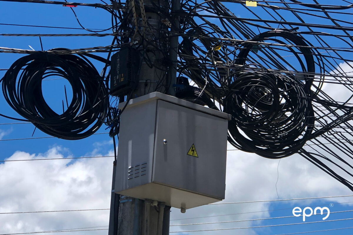 Redes de telecomunicaciones ilegales 