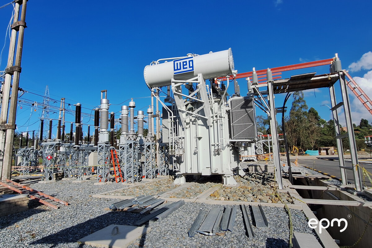 Fotografía de una central eléctrica