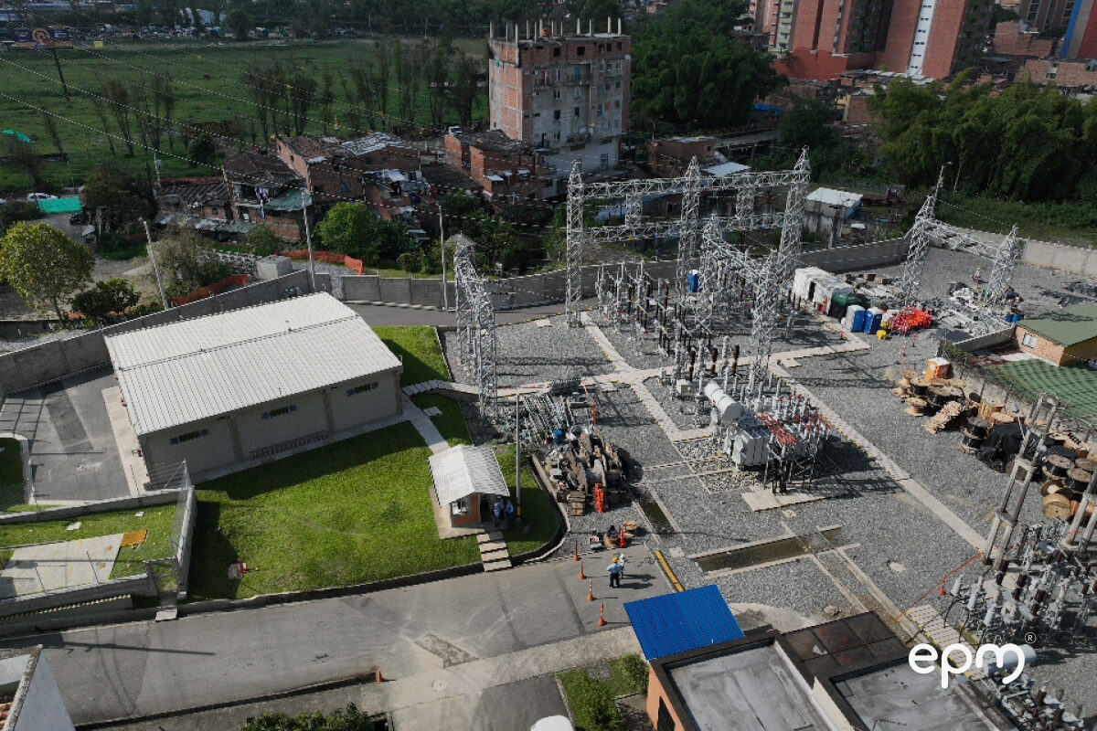 Fotografía de una subestación eléctrica