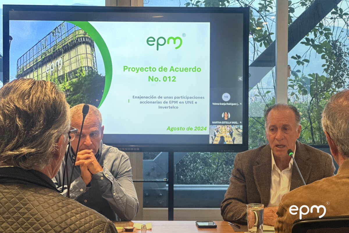 EPM socializó con representantes de los gremios su intención de enajenar las acciones en UNE e Invertelco