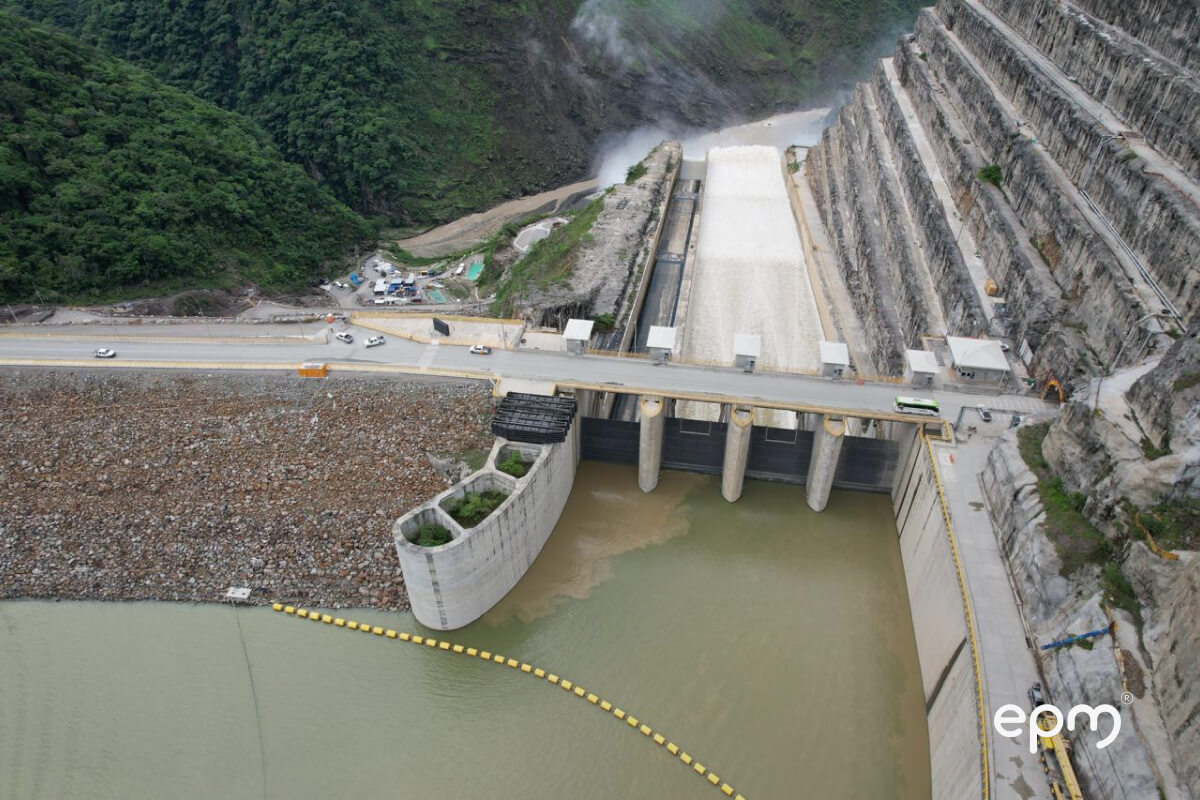 EPM taponó definitivamente el túnel de desviación derecho de Hidroituango