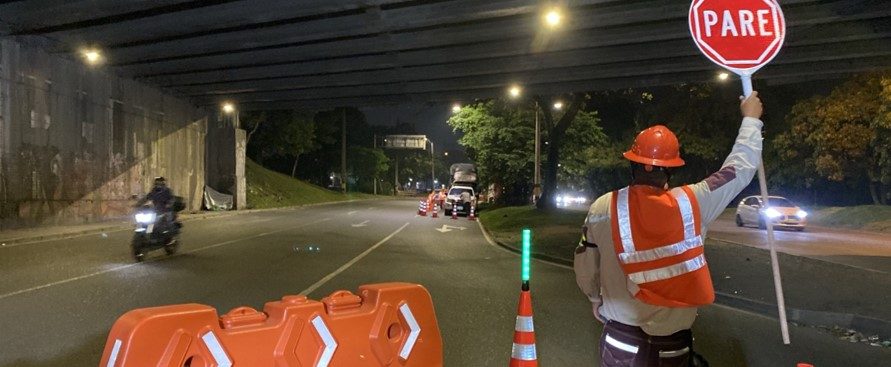 EPM trabaja en la limpieza y rehabilitación del interceptor oriental para el saneamiento del río Aburrá-Medellín