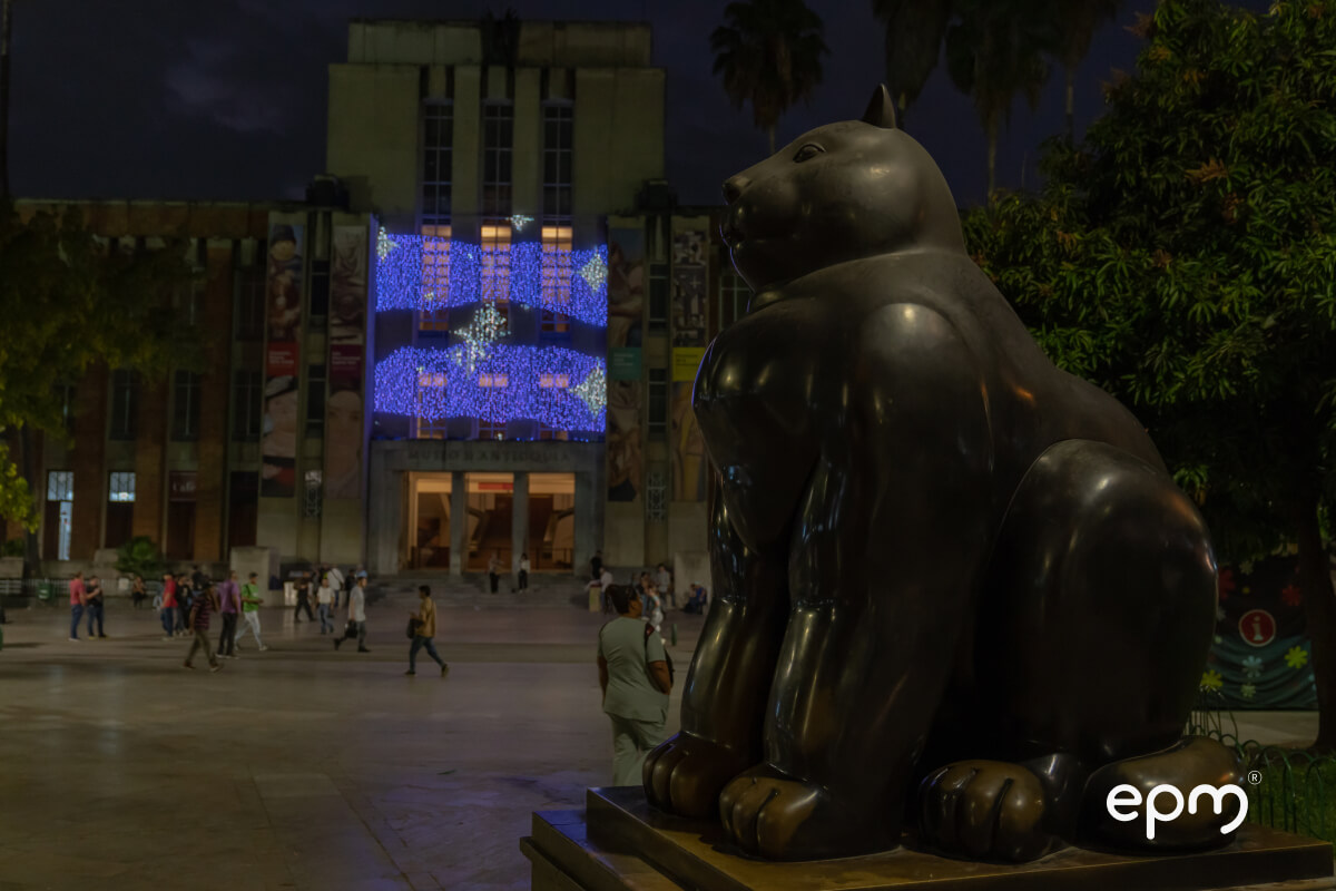 Fotografía tomada a una estatua del Parque Botero