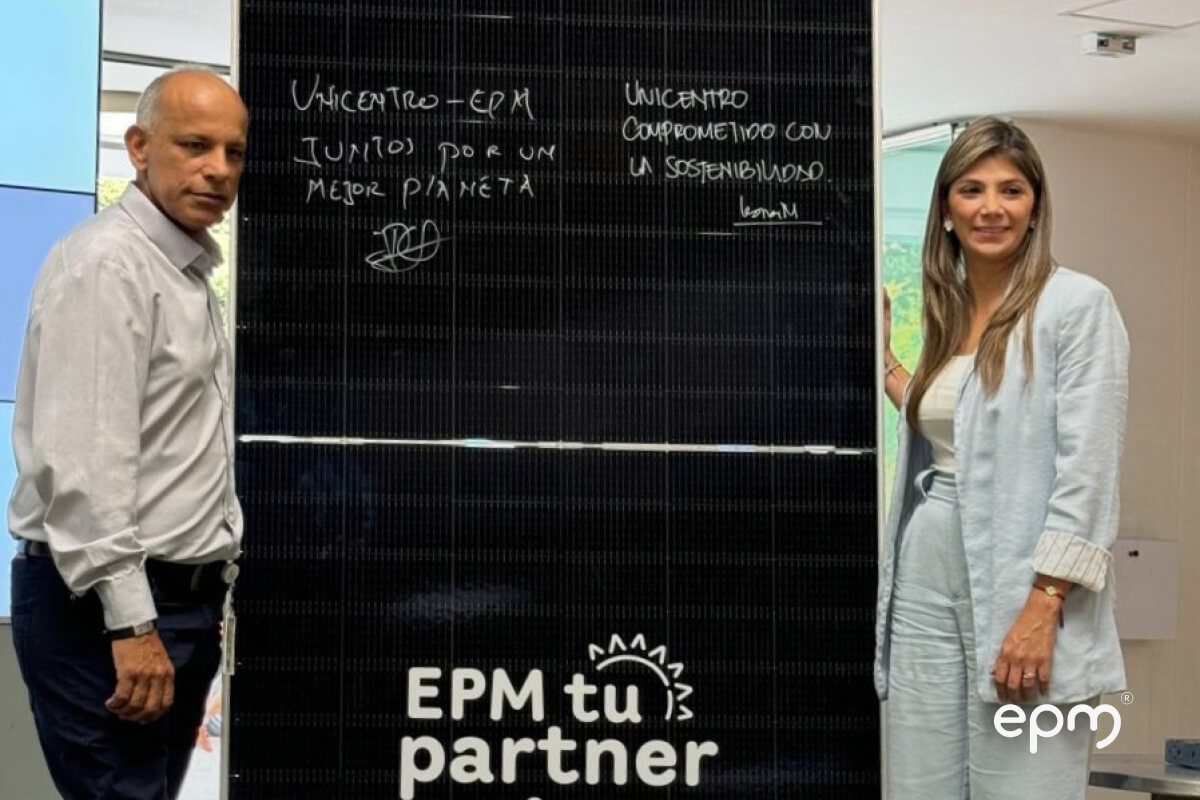 EPM se consolida como aliado energético para las empresas y pone en marcha sistema solar fotovoltaico en Unicentro Medellín